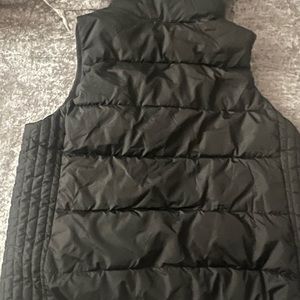 Black puffer vest